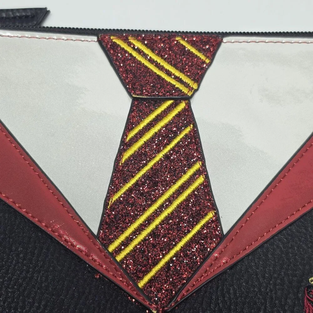Harry Potter Gryffindor Uniform Crossbody Bag by Danielle Nicole NWT - Picture 3 of 10